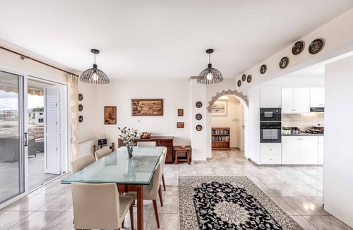 Tala Villa | Cliffside Villa - Three Bedroom Villa, Sleeps 6