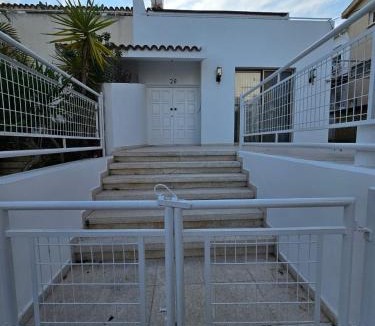 Agios Athanasios House | Columbia House