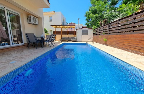 Pernera Villa | Comfortable villa Elina near the sea
