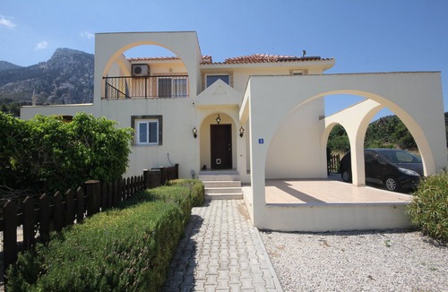 Karsiyaka Villa | Conifer Villa Karsiyaka with stunning mountain views and near the beach