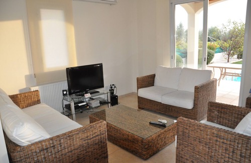 Pegeia Villa | Coral Bay 4 bedroom Villa with private pool and air conditioning