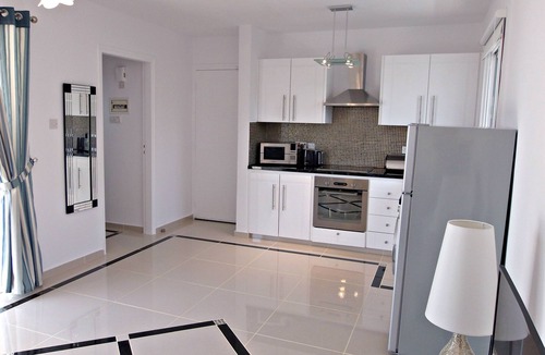 Pegeia Apartment | Coral Bay - Stunning 1 Bed Apartment - Amazing Sea Views - Communal Pool - Wifi