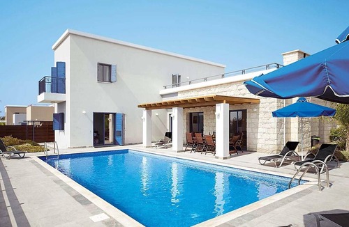 Pegeia House | Coral Olympus Artemis