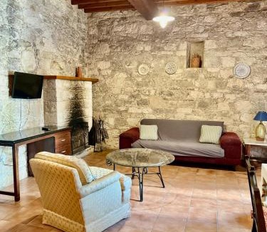 Arsos Apartment | Cornaro House