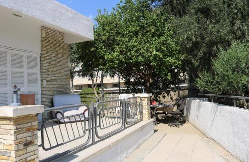 Nicosia Hostel | Costas Hostel Action 2