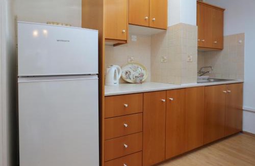 Larnaca Apartment | Cozy Holiday Apartment In Larnaca Near Foinikoudes