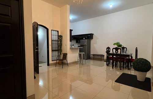 Leon Apartment | cozy lovely white new house 2 minutes to the mall and gas station