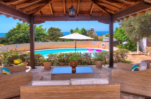 Pegeia Villa | Cozy Villa, Prime Location, Coral Bay, Large Pool, Billiard, nVillas for Groups