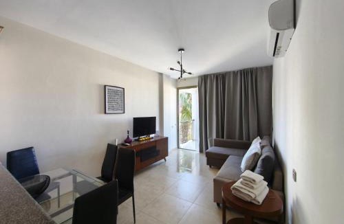 Paphos Apartment | Danaos Nava