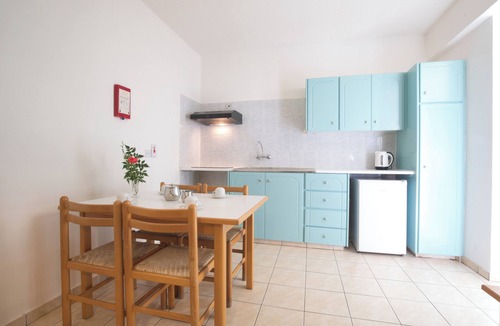 Pernera Apartment | DebbieXenia Hotel Apartments