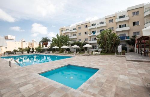 Pernera Apartment | DebbieXenia Hotel Apartments