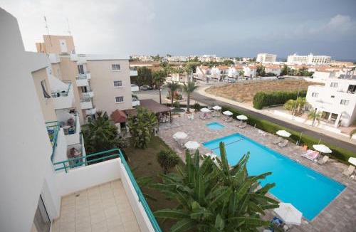 Pernera Apartment | DebbieXenia Hotel Apartments
