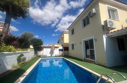 Pyla Villa | Dene Hollow Pyla