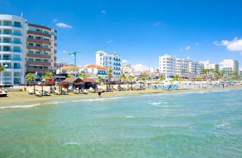 Larnaca City Centre Apartment | Dezo Luxury town Apartment