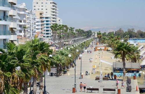 Larnaca City Centre Apartment | Dezo Luxury town Apartment