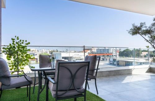 Larnaca Apartment | Doria 2-Bedroom Apartment & Balcony in Larnaca