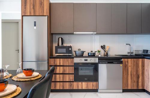 Larnaca Apartment | Doria 2-Bedroom Apartment & Balcony in Larnaca