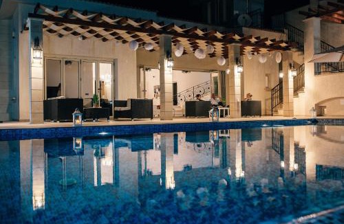 Kathikas Villa | Eagles Cliff Villa