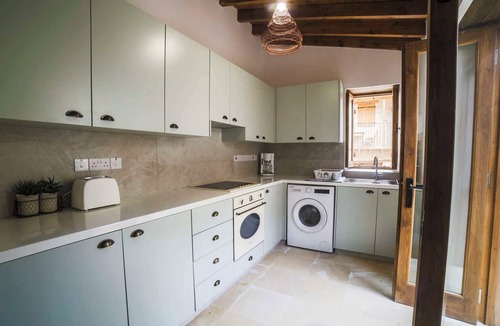 Lofou Bed & Breakfast | Eftychia's House