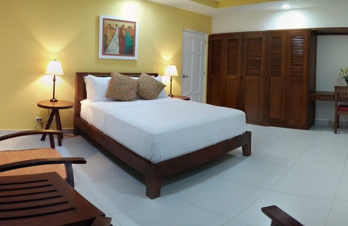 Managua Hotel | El Mirador Suites and Lounge