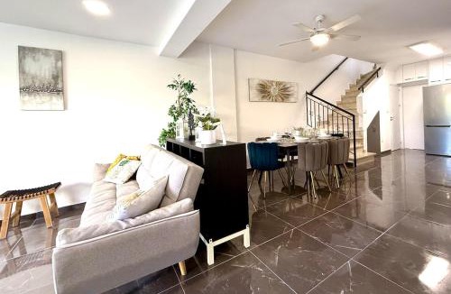 Pervolia Villa | Elegant Beach Villa Moonstone II