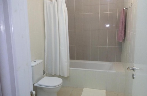 Universal Apartment | Elysia Park 9-202