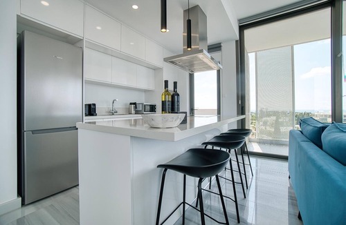 Universal House | Emerald 401 3 bedroom Duplex