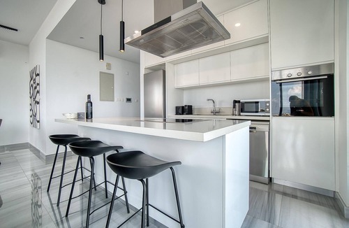 Universal House | Emerald 401 3 bedroom Duplex