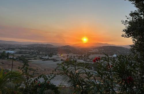 Pentakomo House | Endless Sunset