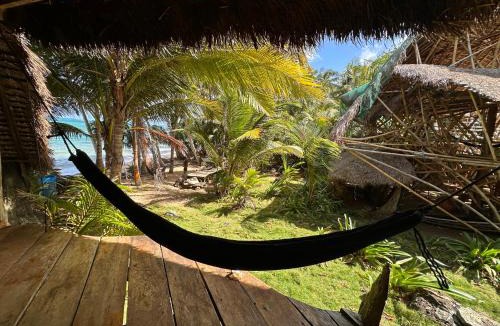 Little Corn Island House | ENSUEÑOS NATURAL RESERVE Little Corn Island Nicaragua