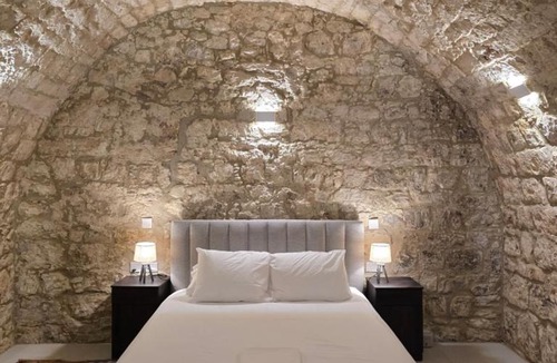 Agios Therapon House | Estia Mylona