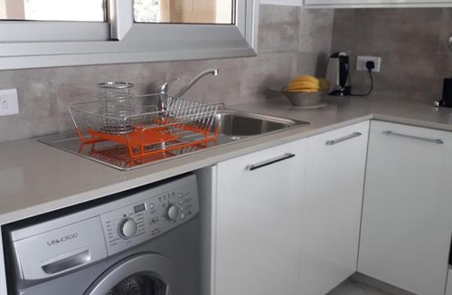 Oroklini Apartment | EvaChrist Apartment in Oroklini close to the beach