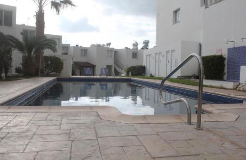 Peyia Town Apartment | Evros Peyia & Coral Bay Seaview Apartment