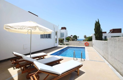 Paphos Villa | Exclusive Luxury Beach Villas - Tourist Beach Location - Prime Tourist Area