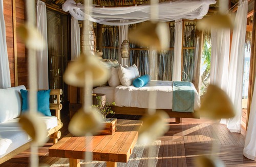 Pearl Lagoon Resort | Exclusive Private Island