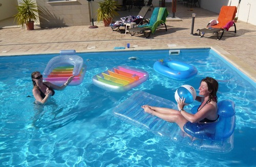 Kapparis Villa | Fabulous 4 Bed Villa,Big Pool,WIFI, table tennis, 2mins walk to beach