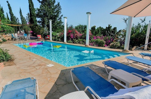 Peyia Town Villa | Fabulous Villa, Large Pool, Fantastic Sea Views, Coral Bay, VILLAS for GROUPS