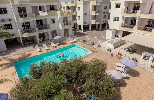 Pyla Apartment | Family Apartment with Terrace