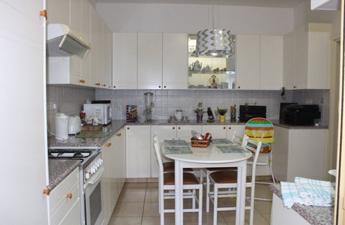 Larnaca House | FEEL AT HOME.AWAY FROM HOME