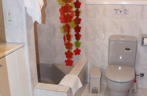 Larnaca House | FEEL AT HOME.AWAY FROM HOME
