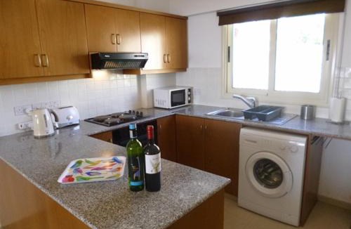 Peyia Town Apartment | First floor 2 bedroom apartment, large balcony, amazing sea views, communal pool