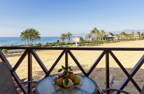 Latsi Apartment | G&E Beach Apartments