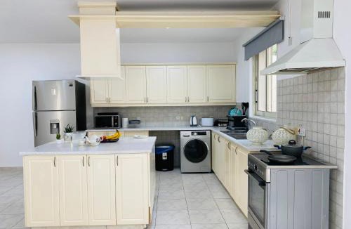 Larnaca Villa | Gaia - 4 Bedroom House in Larnaca