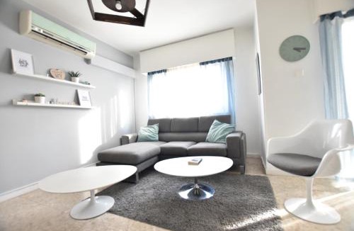 Nicosia Apartment | Glabur Stays - The Cozy 2 BDR - Nicosia City, Free Parking & Wifi, Welcomes You!