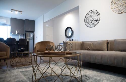 Egkomi Apartment | Glamorous, Renovated 3-Bedroom Apt in Nicosia