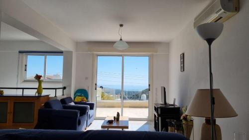 Pissouri House | Gorgeous SeaView house