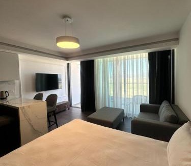 Trikomo Apartment | Grand Sapphire Luxury Residence- Sea View