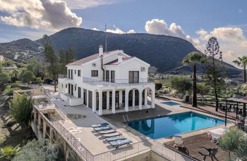 Foinikaria Villa | Great property - amazing views