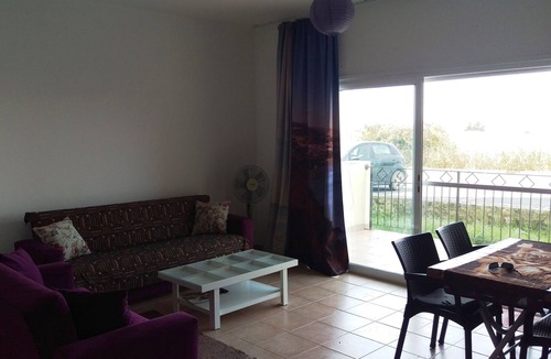 Trikomo Apartment | Ground Floor 1 Bedroom Apartment in North Cyprus, close to Long Beach and Iskele