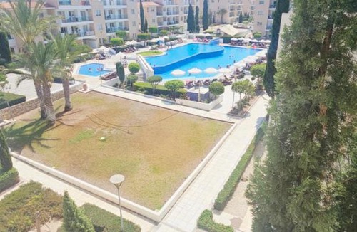Universal Apartment | H&O Elysia Summer Retreat